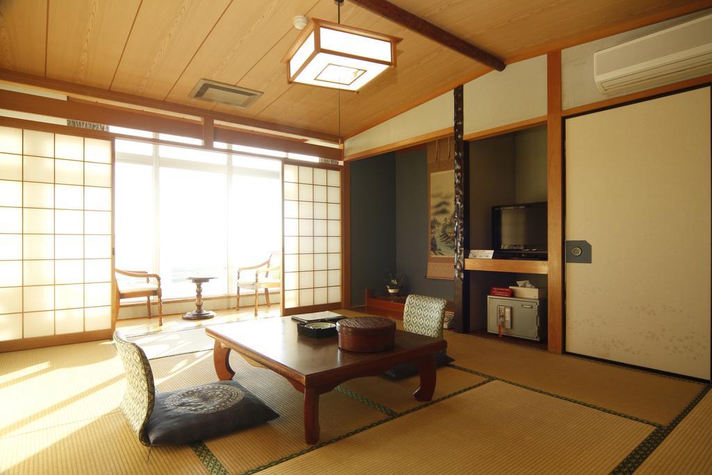 Grand Hotel Yamamikan Минамичита Екстериор снимка